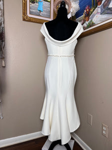 Latte dress in cream