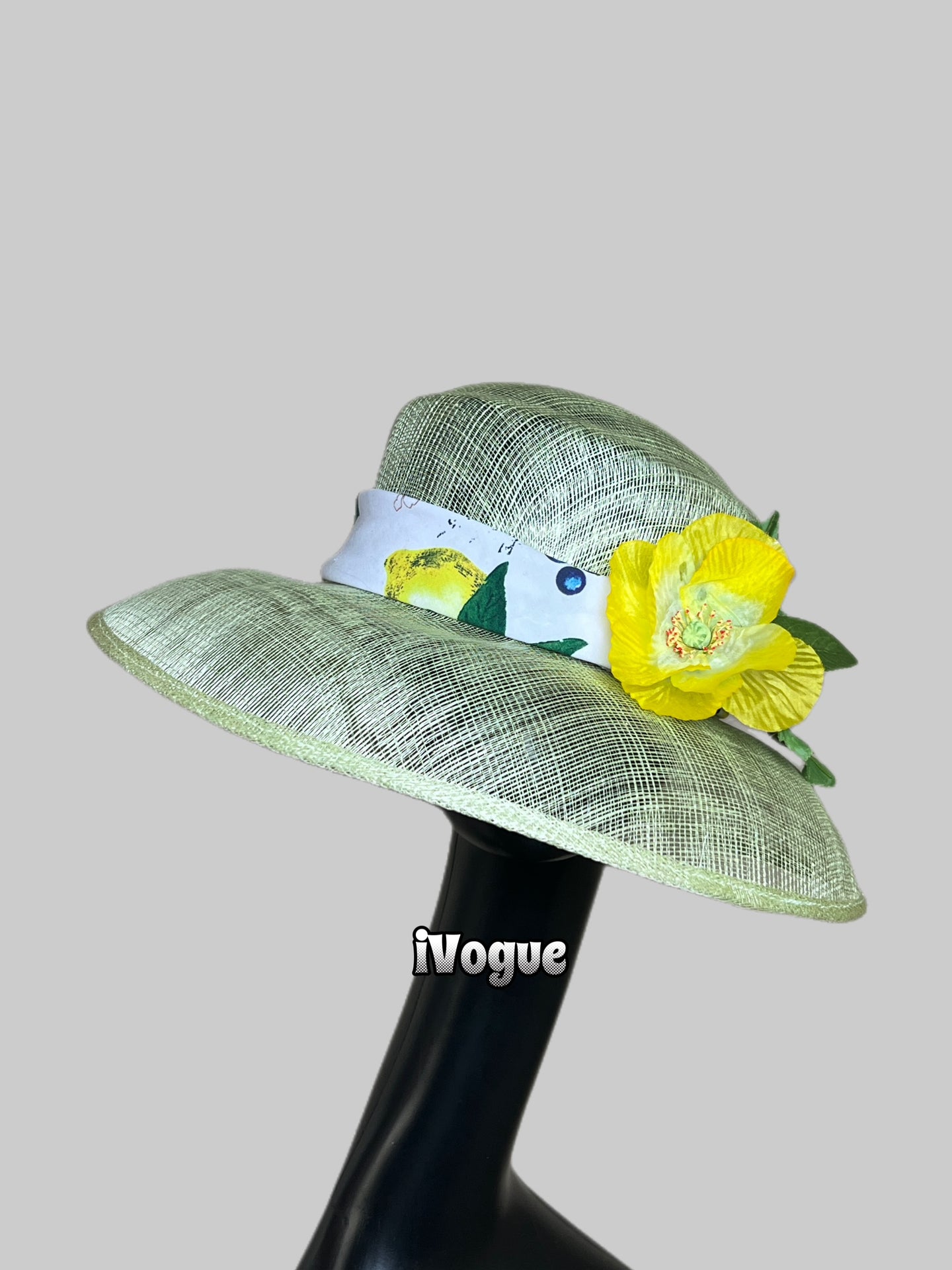 Lime hat from Christine Kennedy
Christine Designer
iVogue Christine