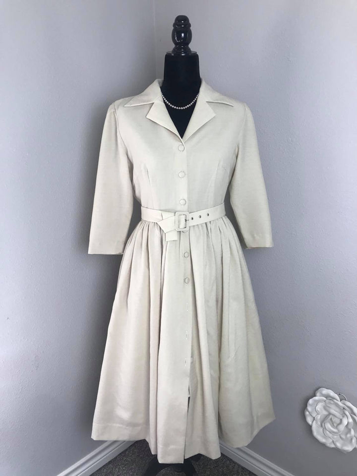 Kathy Dress in linen cream - Shop women style vintage, Audrey Hepburn jackets online -Christine