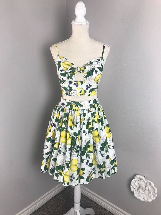 Julie skirt matching top in Lemon Print cotton - Shop women style vintage, Audrey Hepburn jackets online -Christine
