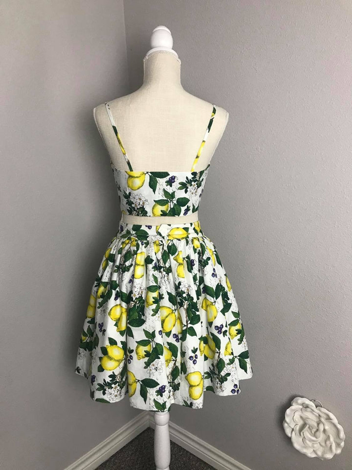 Julie skirt matching top in Lemon Print cotton - Shop women style vintage, Audrey Hepburn jackets online -Christine